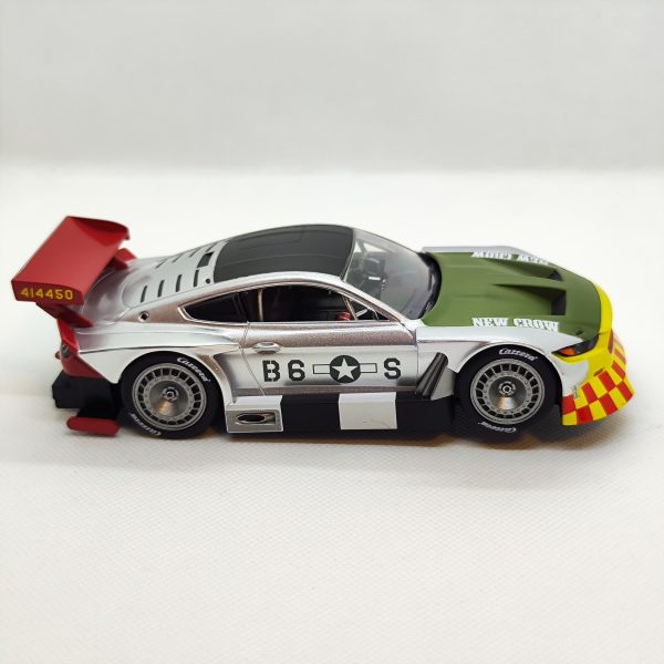 32066 Carrera Digital 132 Ford Mustang GTY 'New Crow' – Bild 6
