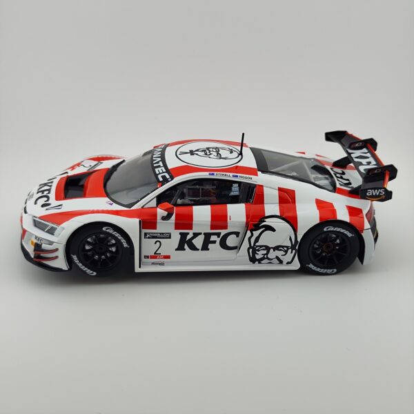 23991 Carrera Digital 124 - Audi R8 LMS GT3 evo II 'KFC Racing, No.2' – Bild 5