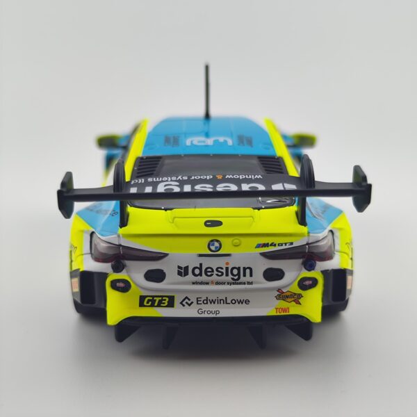 32078 Carrera Digital 132 - BMW M4 GT3 'RAM Racing, No. 15' British GT 2024 – Bild 4