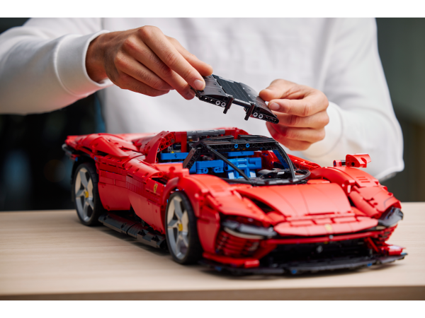 LEGO® Technic - 42143 Ferrari Daytona SP3 – Bild 5