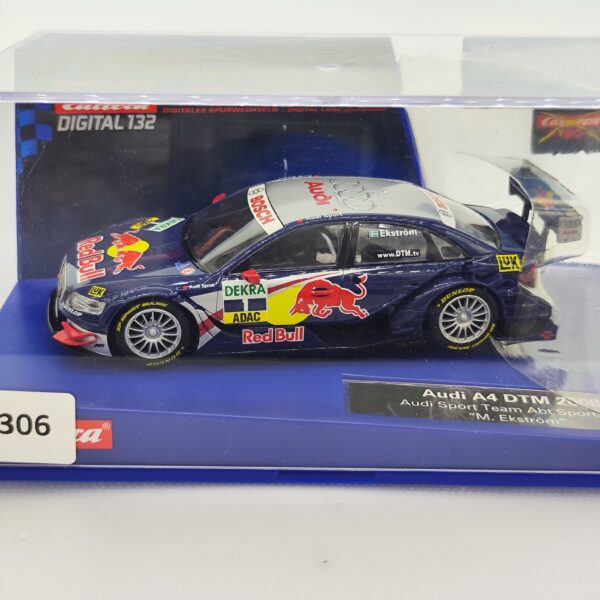 30434 Carrera Digital 132 Audi A4 DTM 2008 Audi Sport Team Abt Sportsline - Mattias Ekström
