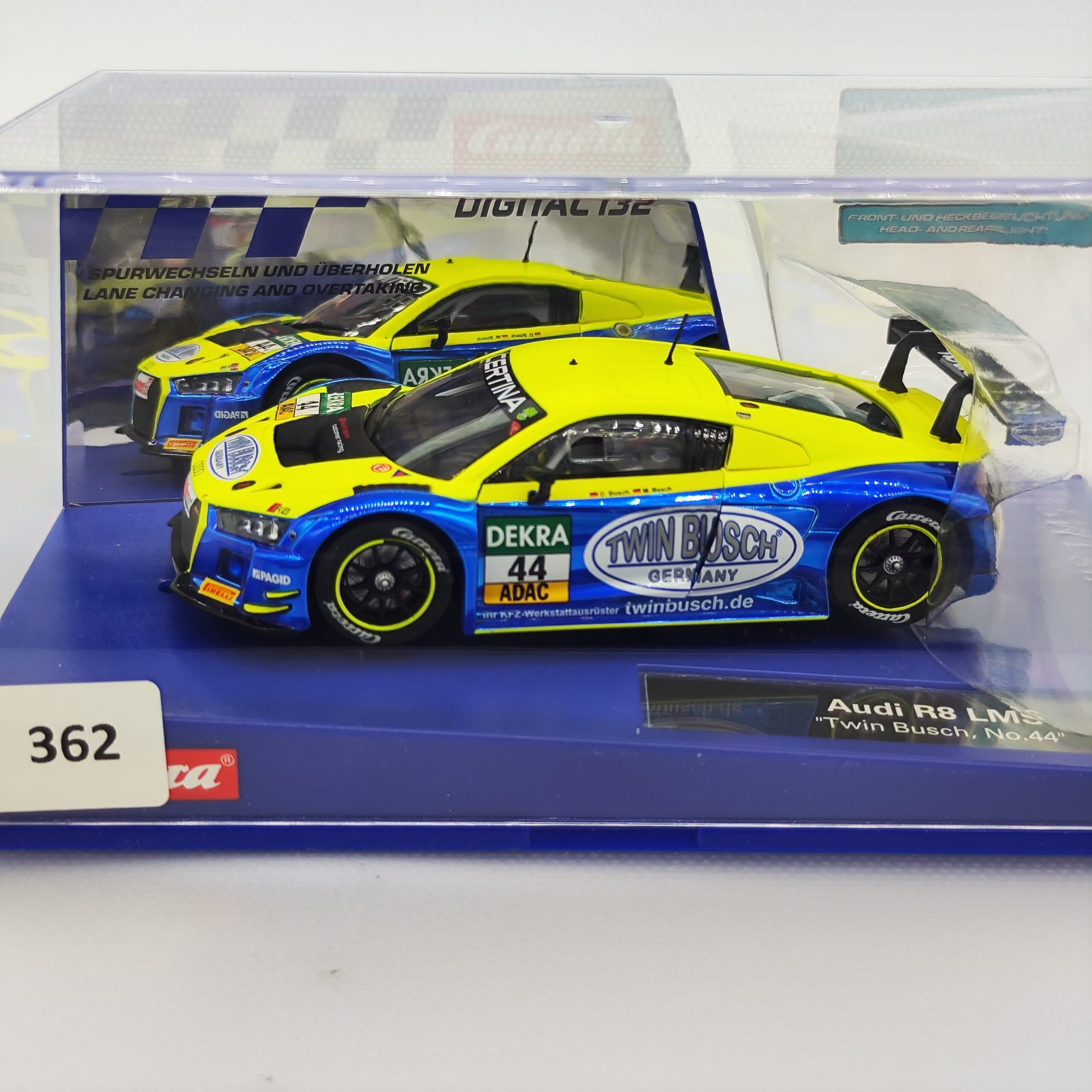 30851 Carrera Digital 132 - Audi R8 LMS Twin Busch Nr.44
