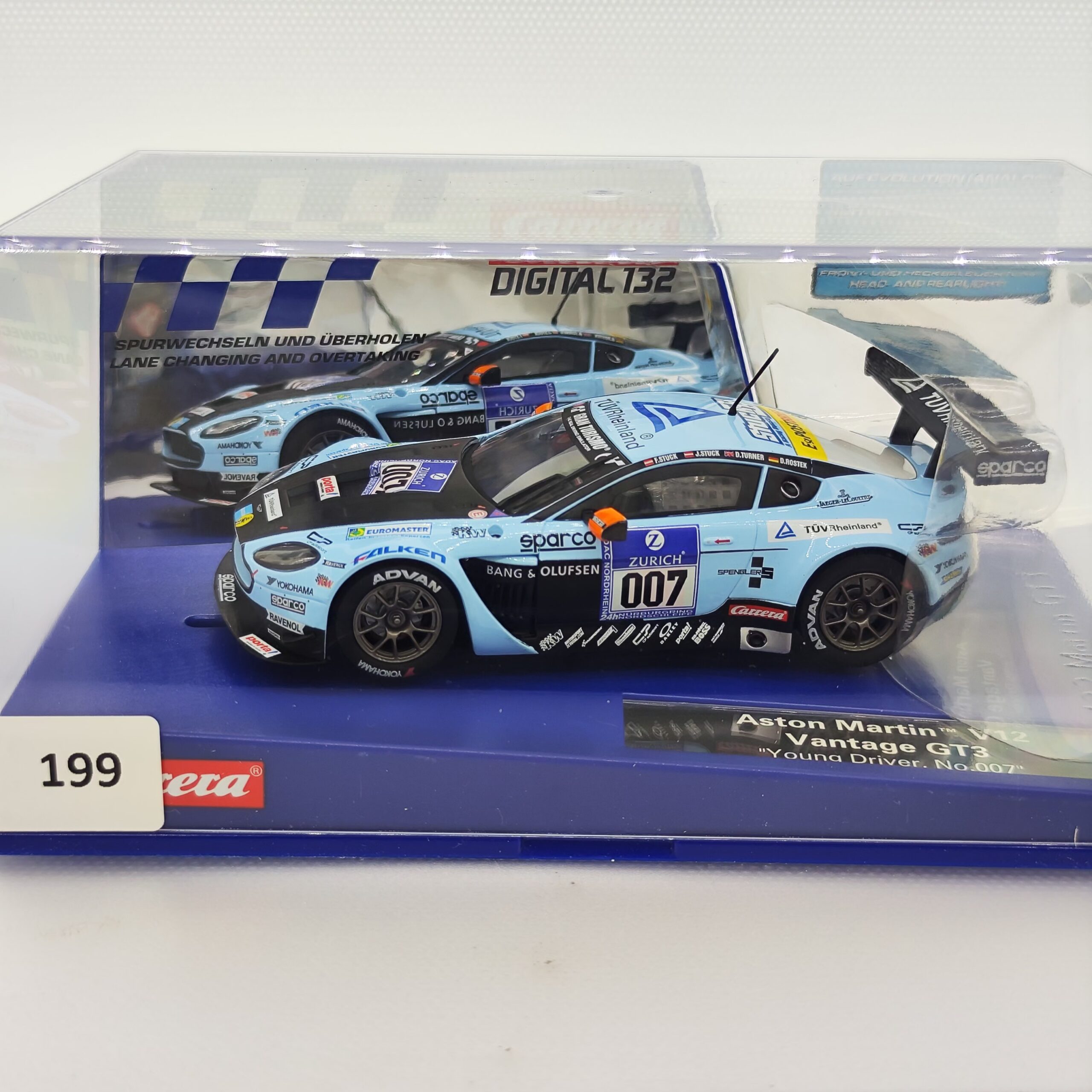 30666 Carrera Digital 132 - Aston Martin V12 Vantage GT3 Young Driver Nr.007