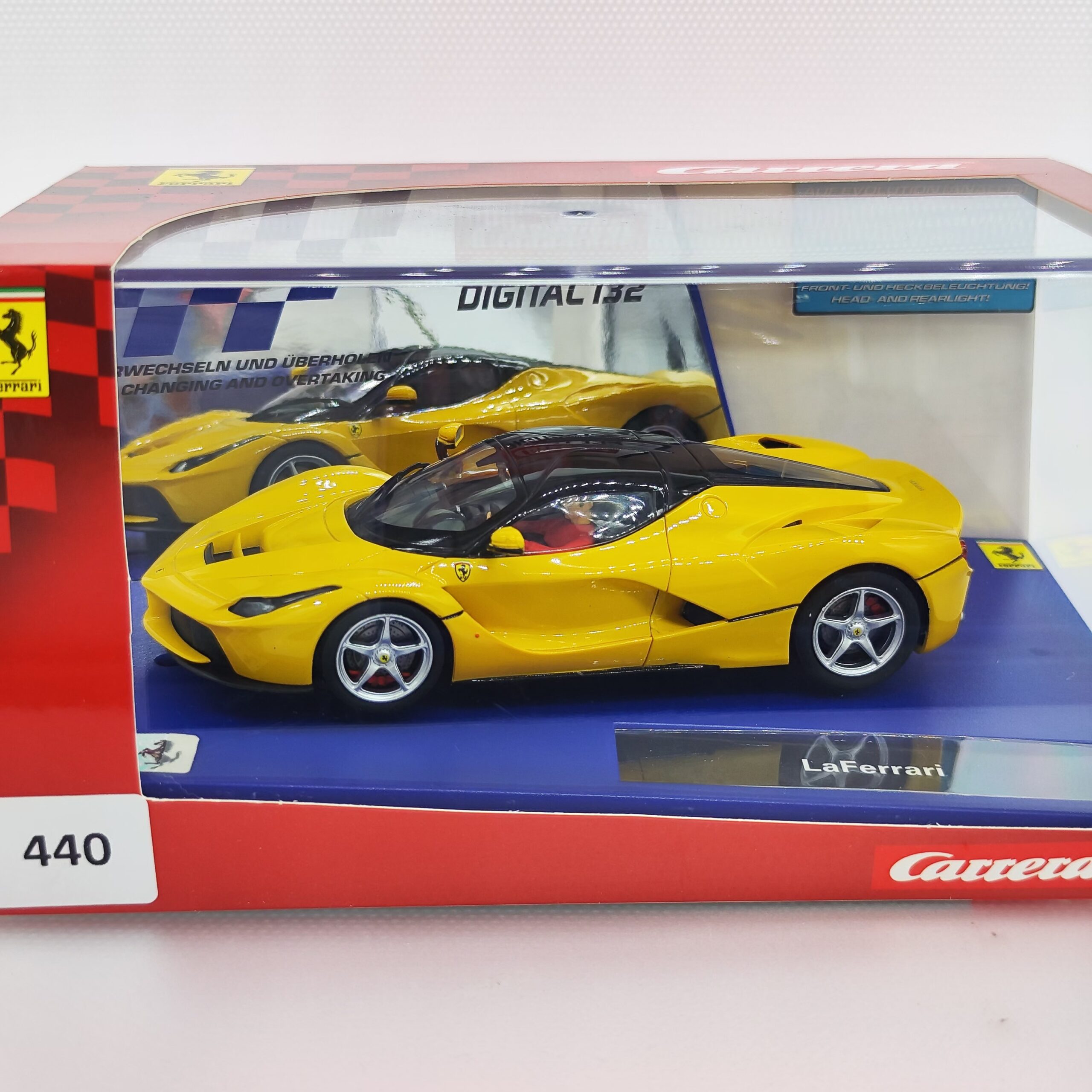 30681 Carrera Digital 132 - LaFerrari gelb