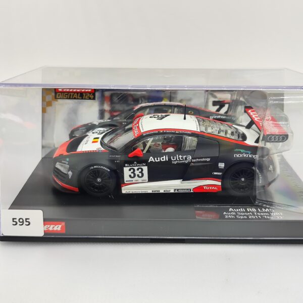 23775 Carrera Digital 124 - Audi R8 LMS Audi Sport Team WRT No. 33