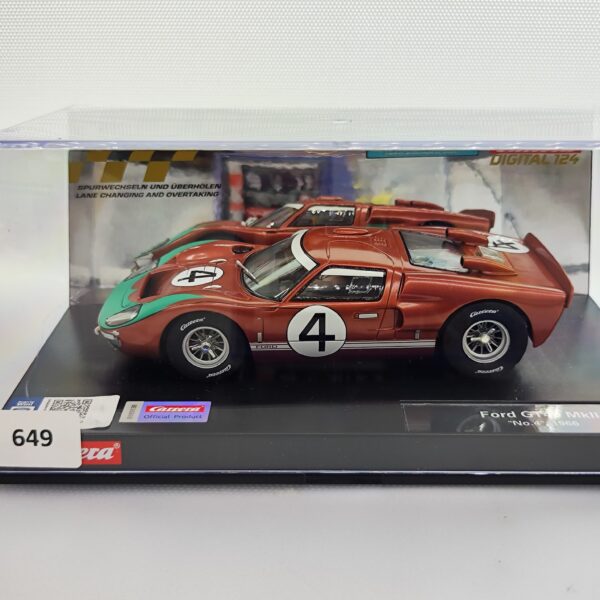 23896 Carrera Digital 124 - Ford GT40 MKII No.4 1966