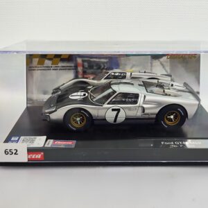 23939 Carrera Digital 124 - Ford GT40  MKII No. 7 1966