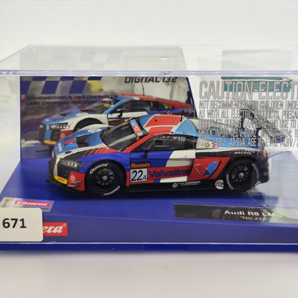 30869 Carrera Digital 132 - Audi R8 LMS "No.22A"