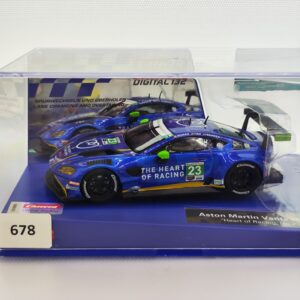 30995 Carrera Digital 132 - Aston Martin Vantage GT3 "Heart of Racing, No.23"