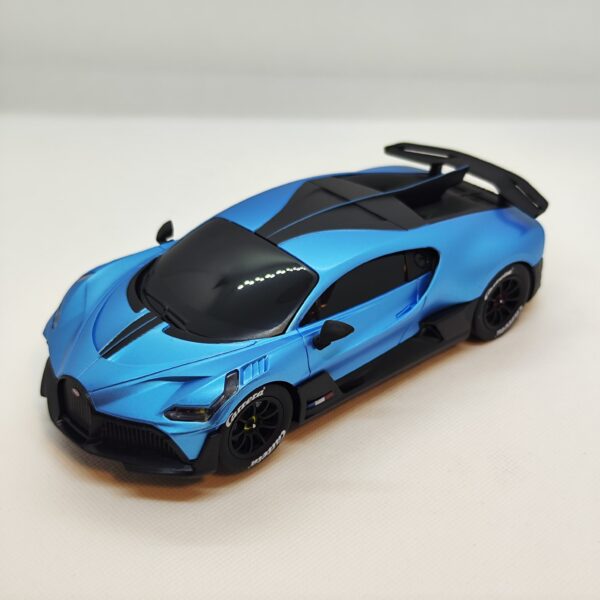 Special Car Digital 124 - Bugatti Divo blau