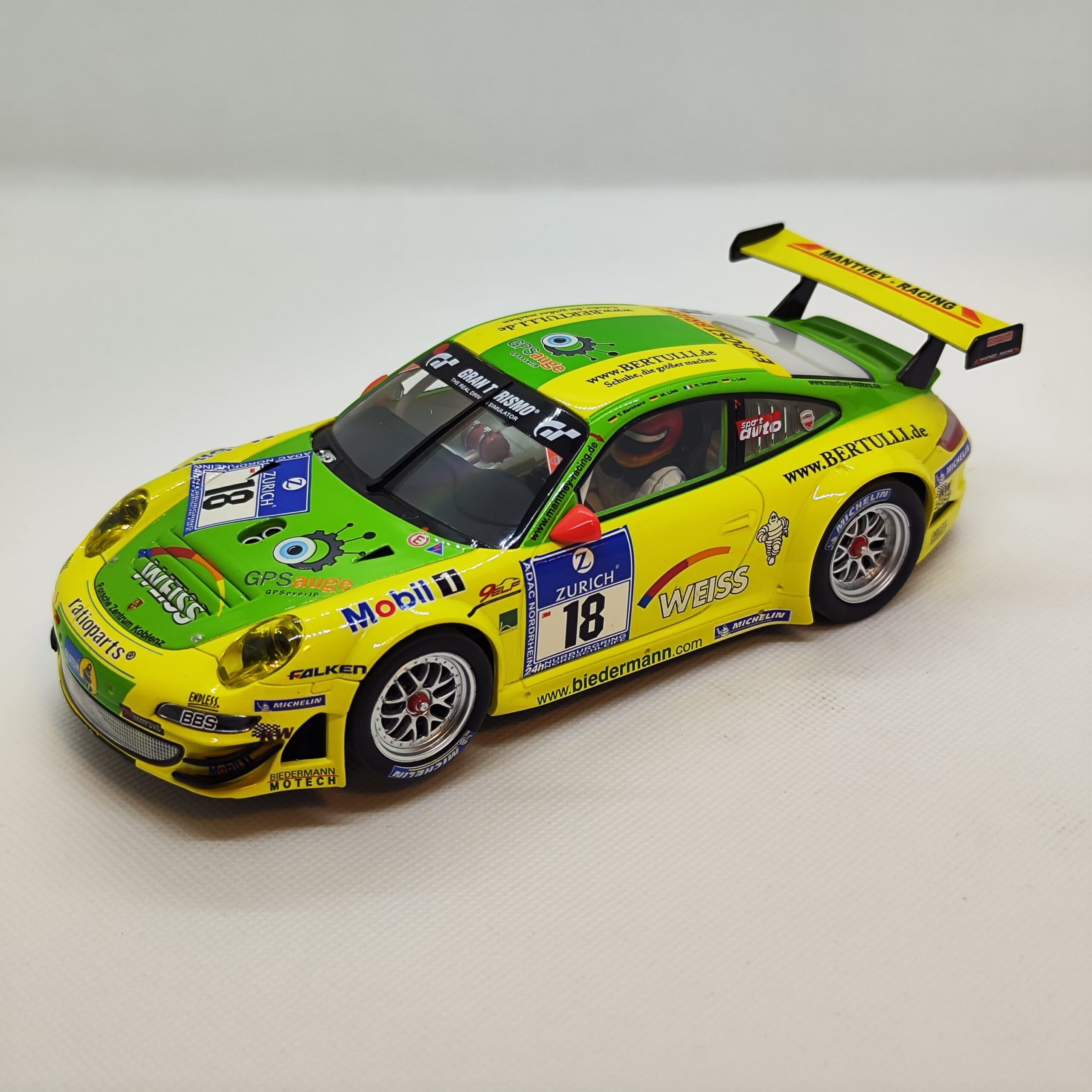 23794 Carrera Digital 124 - Porsche GT3 RSR Manthey Racing Nr.18 24H Nürburgring 2011