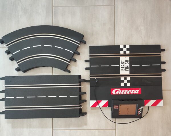 Digitale und analoge Carrera Schienen + Rundenzähler - gebraucht – Bild 2