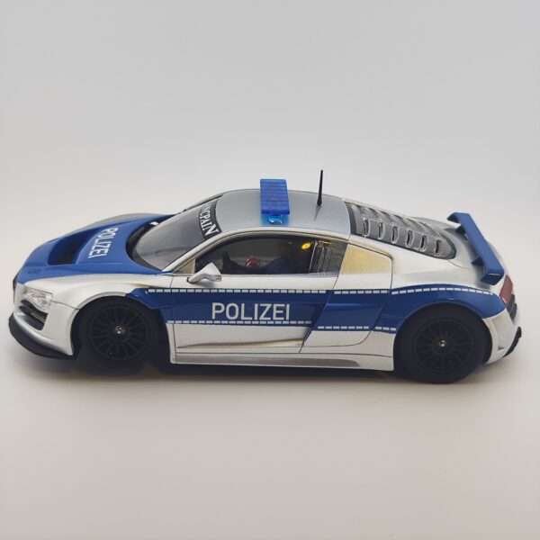23808 Carrera Digital 124 - Audi R8 LMS "Polizei" - Custom Car – Bild 2