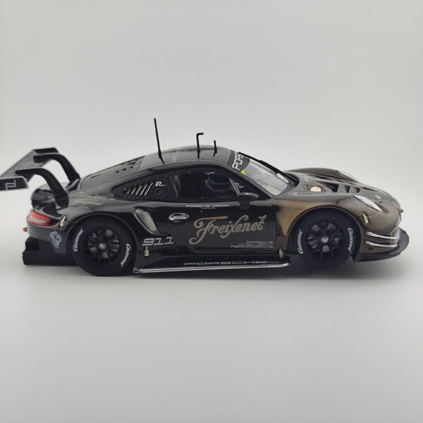 23914 Carrera Digital 124 - Porsche 911 RSR "Freixenet" - Custom Car – Bild 4