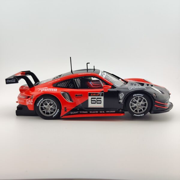 23949 Carrera Digital 124 - Porsche 911 RSR "PUMA" - Custom Car – Bild 4