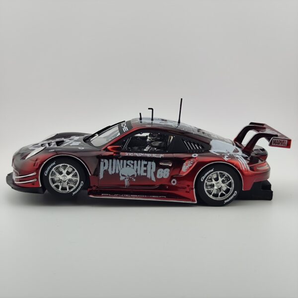 23930 Carrera Digital 124 - Porsche 911 RSR "Punisher" - Custom Car – Bild 2