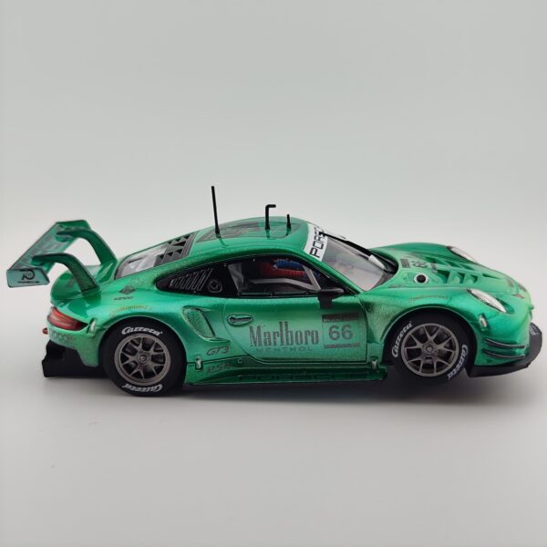30950 Carrera Digital 132 - Porsche 911 RSR "Marlboro" - Custom Car – Bild 4